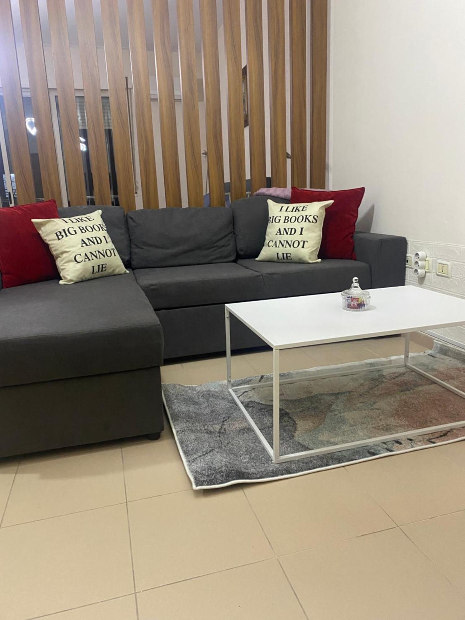 Chlo Apartment 4 Tirane Kültér fotó
