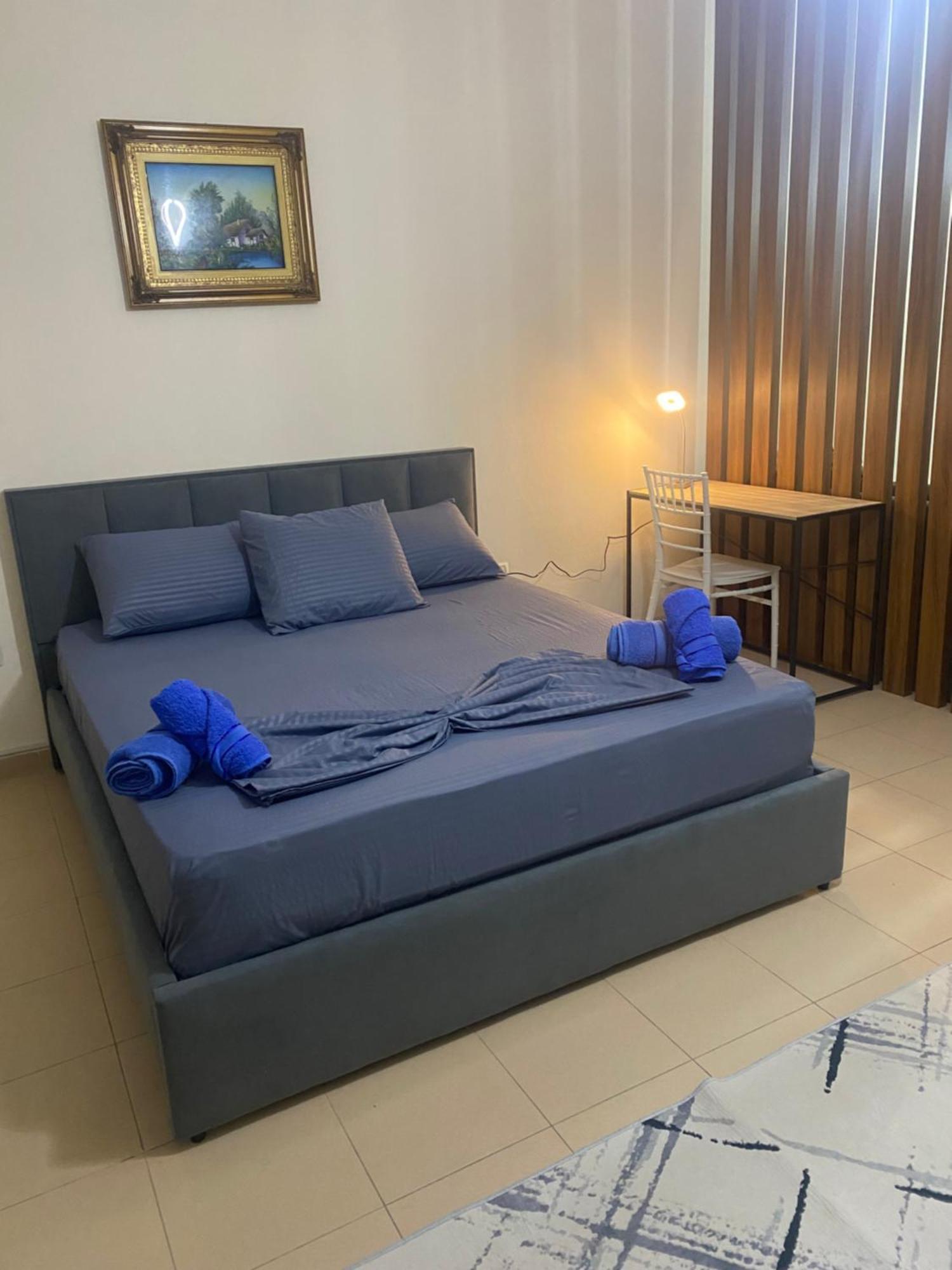 Chlo Apartment 4 Tirane Kültér fotó